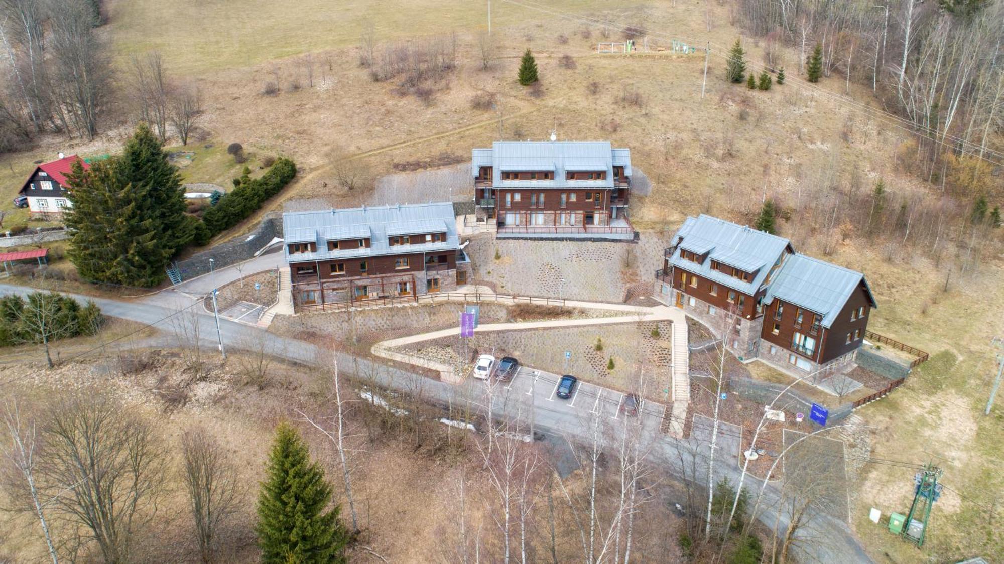 Apartman Andrasa V Krkonosich Se Saunou A Terasou Semily Exterior foto